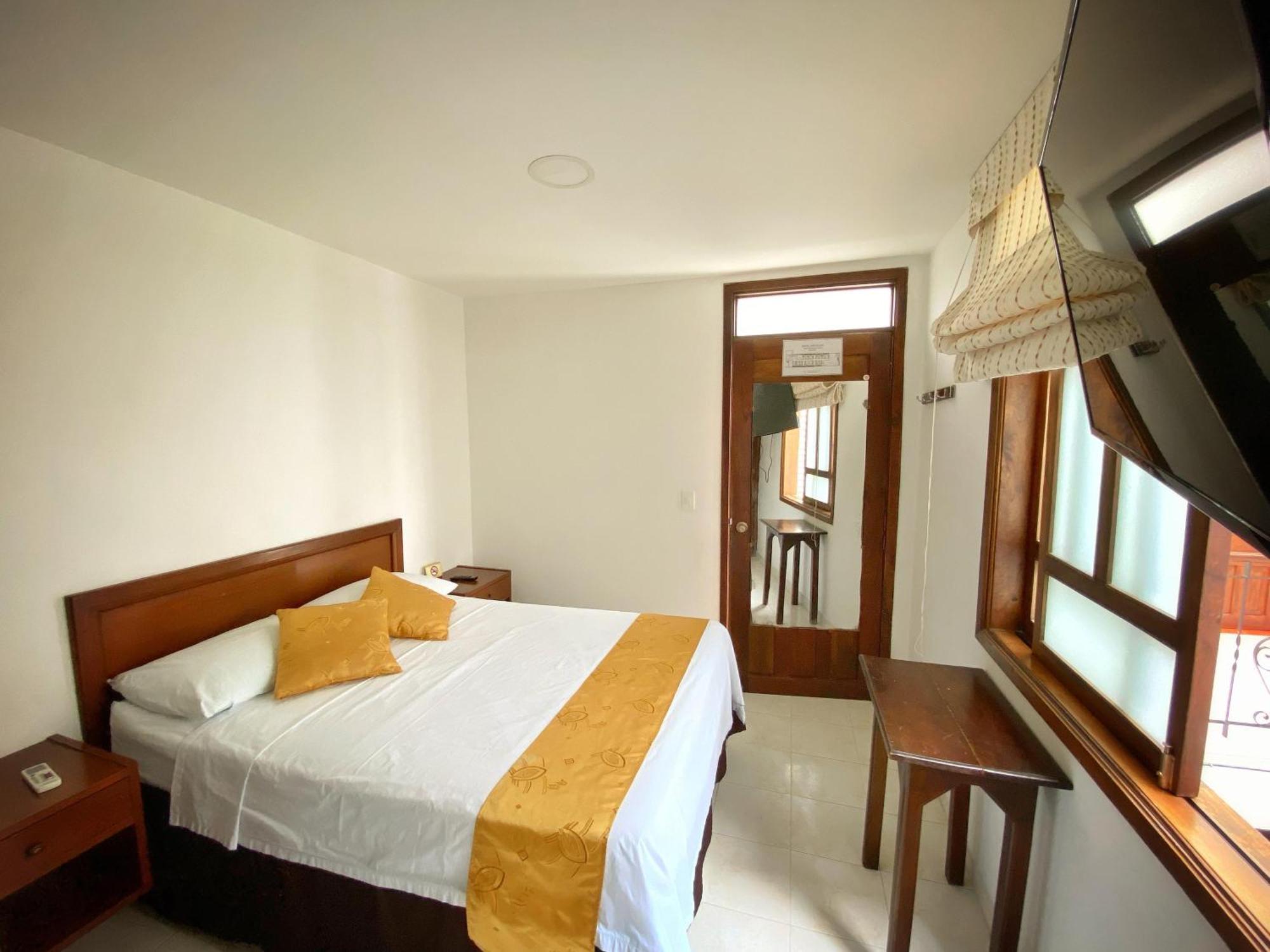 Hotel San Julian ブガ エクステリア 写真