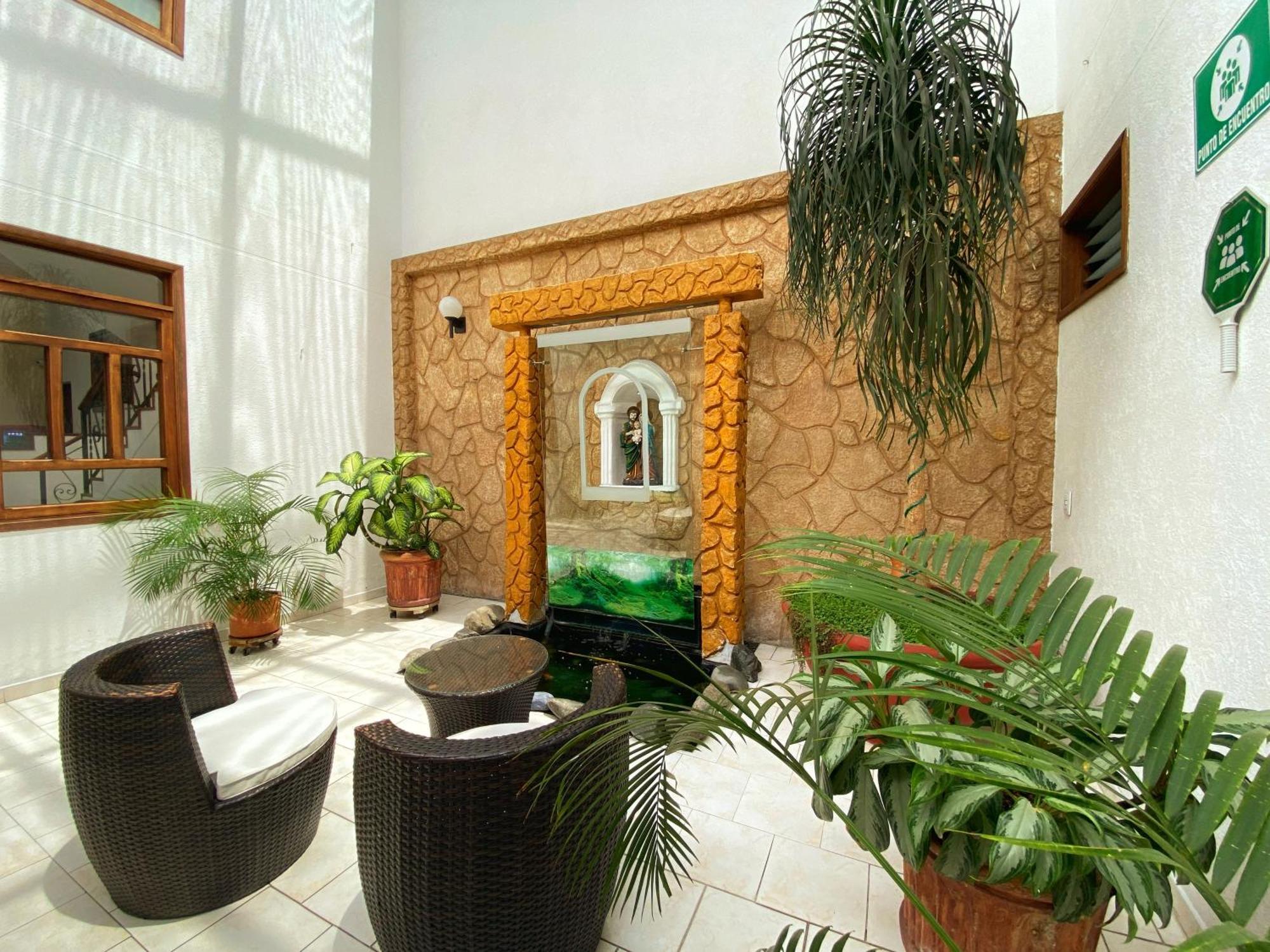 Hotel San Julian ブガ エクステリア 写真
